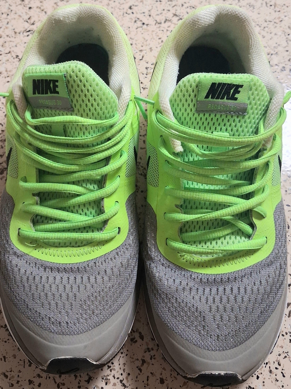Nike Air Pegasus+30 Women SZ9.5 Running Shoes